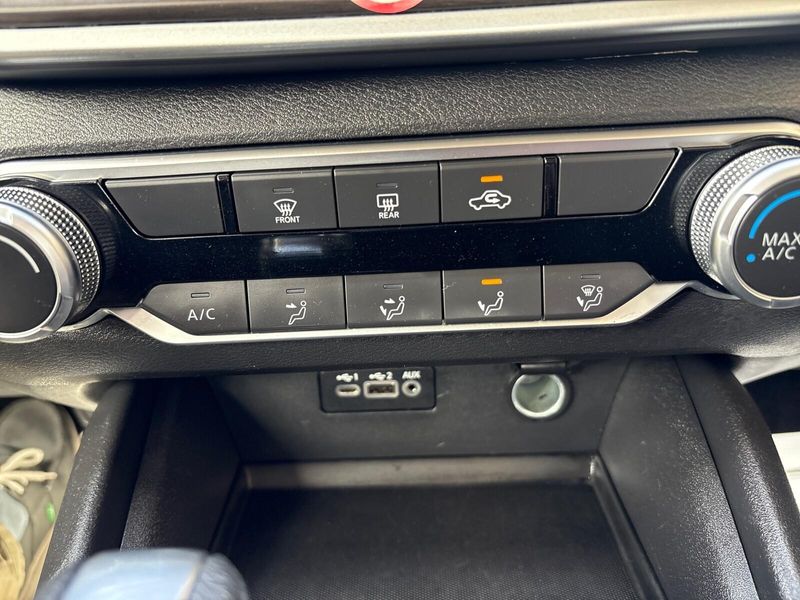 Used 2025 Nissan Altima SVImage 16