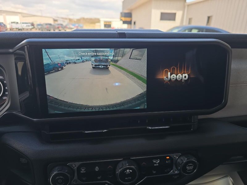 2025 Jeep Wrangler 4-door WillysImage 27