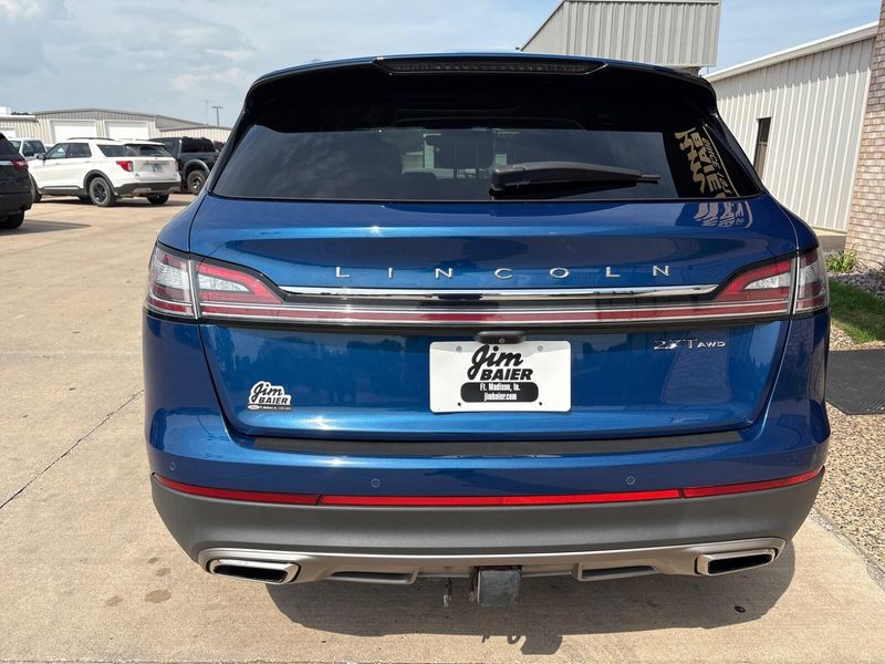 Used 2020 Lincoln Nautilus ReserveImage 11