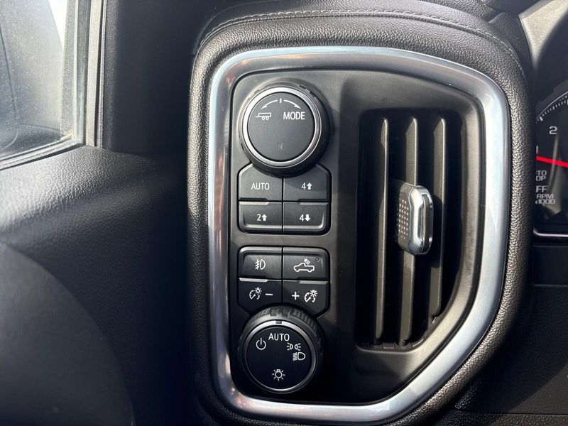 Used 2021 Chevrolet Silverado 1500 LT Trail BossImage 18