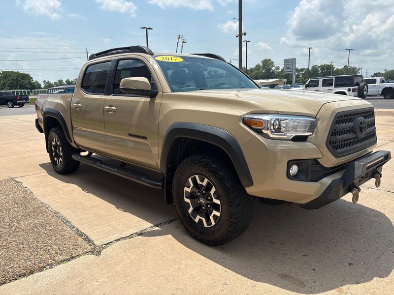 Used 2017 Toyota Tacoma TRD Off RoadImage 7