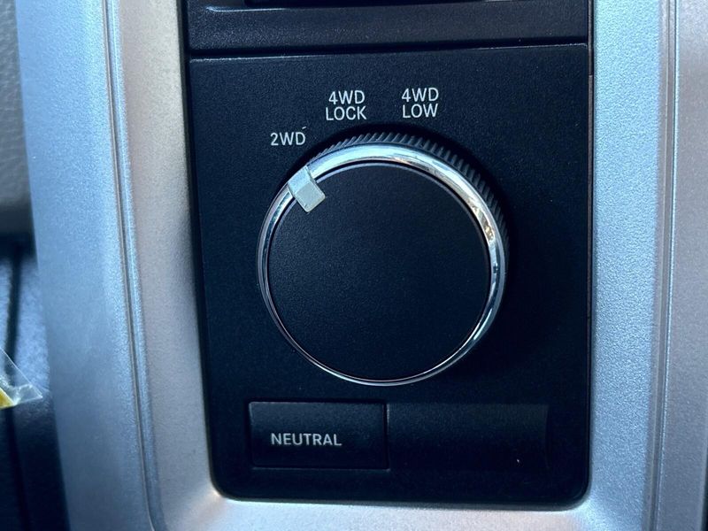 Used 2010 Dodge Ram 1500 SLTImage 17