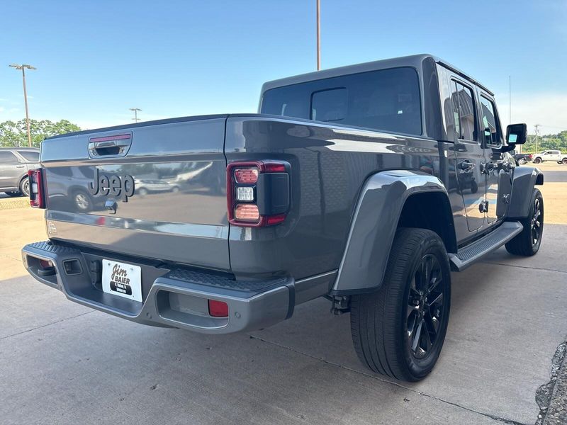 2023 Jeep Gladiator High AltitudeImage 9