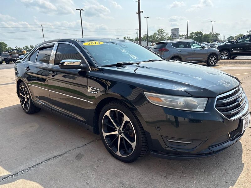 2014 Ford Taurus LimitedImage 8