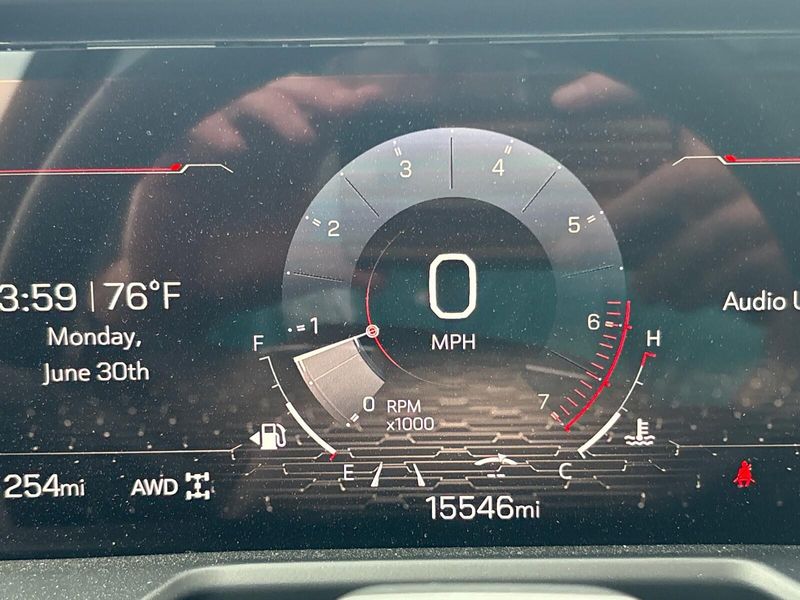 2024 GMC Acadia AWD DenaliImage 19