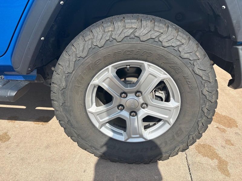 Used 2021 Jeep Wrangler Unlimited SportImage 12