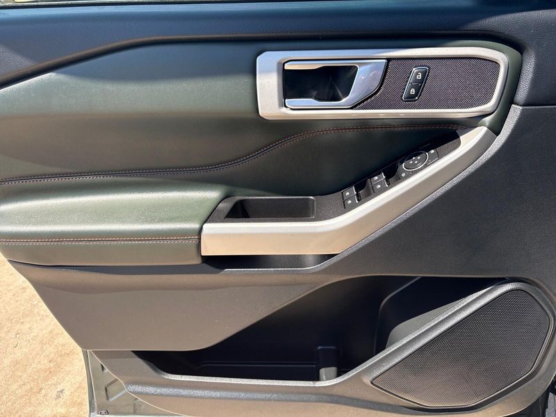 Used 2022 Ford Explorer TimberlineImage 14