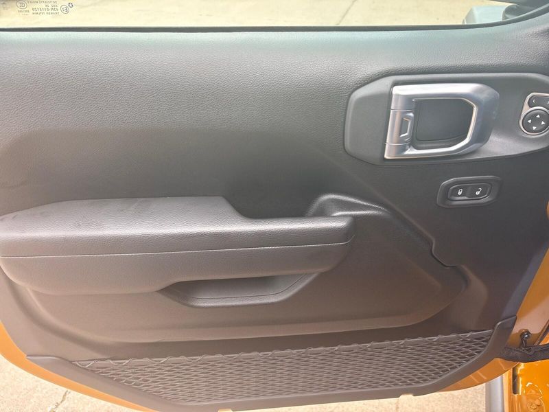 New 2026 Jeep Wrangler 2-door RubiconImage 12