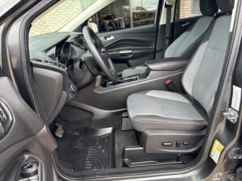 2019 Ford Escape SEImage 3