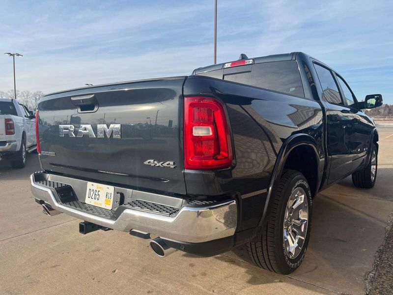 2025 RAM 1500 Big Horn Crew Cab 4x4 5