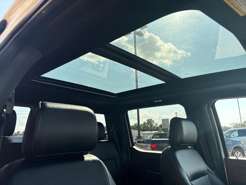 Used 2022 Ford F-150 LariatImage 8