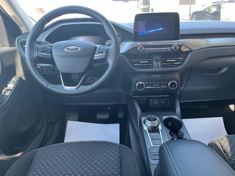 2023 Ford Escape ActiveImage 5