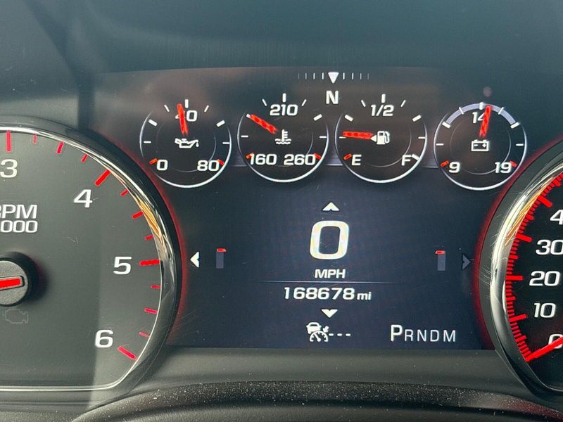 2016 GMC Yukon XL DenaliImage 23
