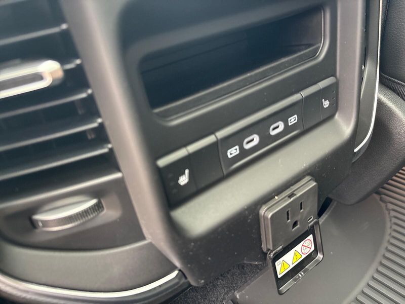 New 2026 RAM 1500 Laramie Crew Cab 4x4 5