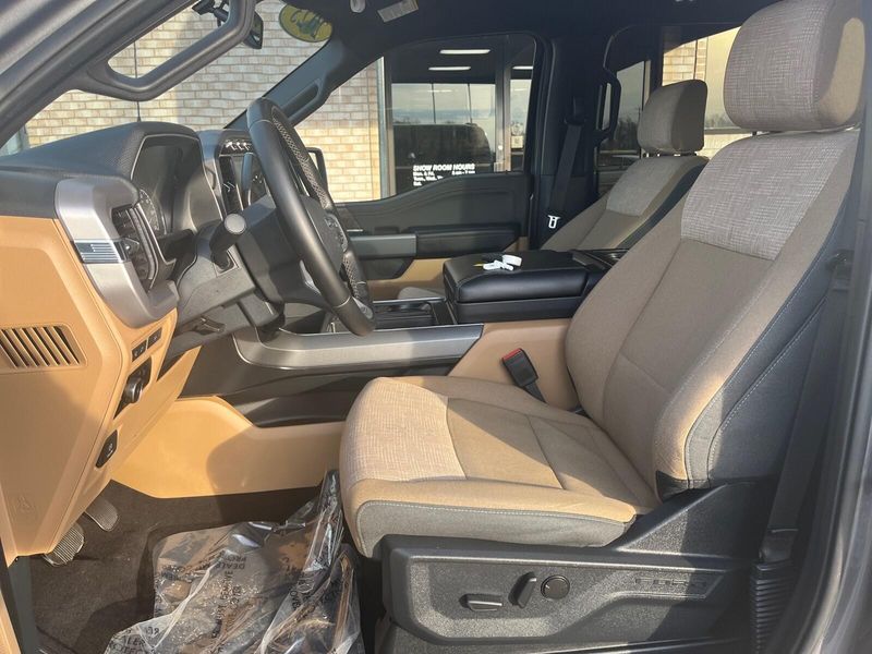 2023 Ford F-150 XLTImage 3