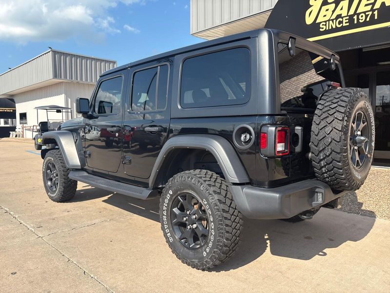 Used 2023 Jeep Wrangler WillysImage 10