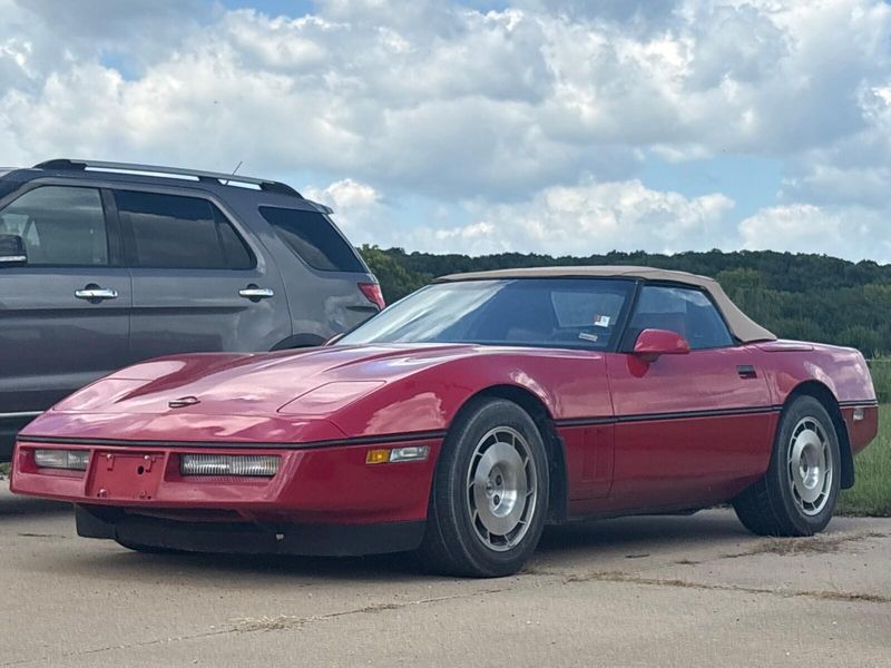 Used 1986 Chevrolet Corvette Image 1