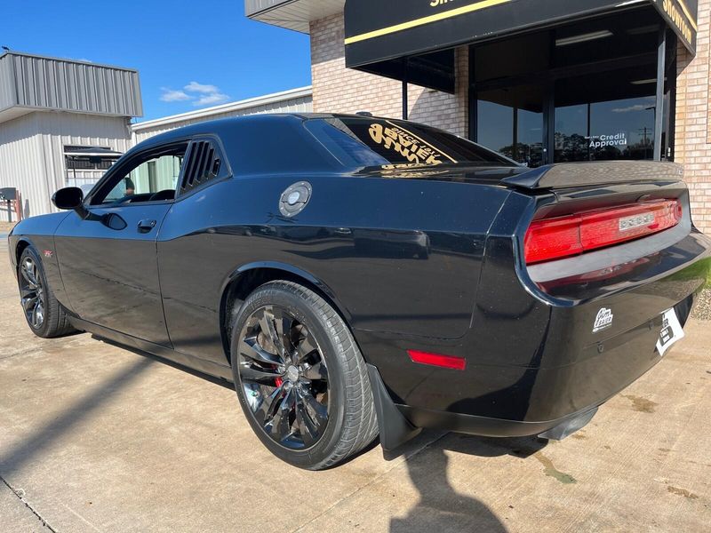 2014 Dodge Challenger SRT8Image 11