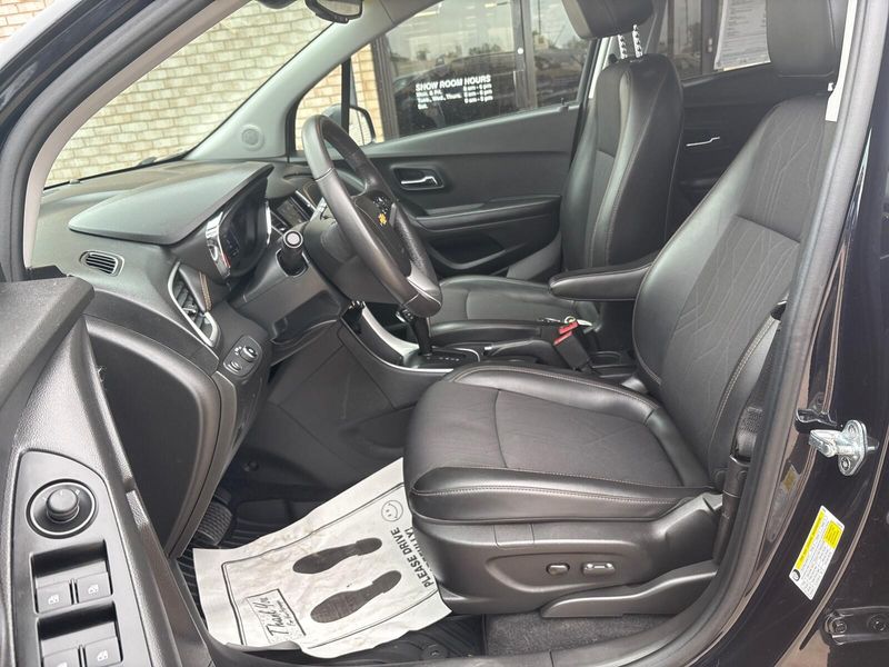 2021 Chevrolet Trax LTImage 3