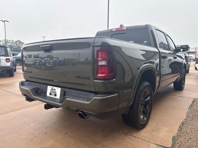 New 2027 RAM 1500 Big Horn Crew Cab 4x4 5