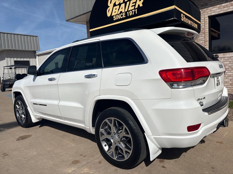Used 2020 Jeep Grand Cherokee OverlandImage 12