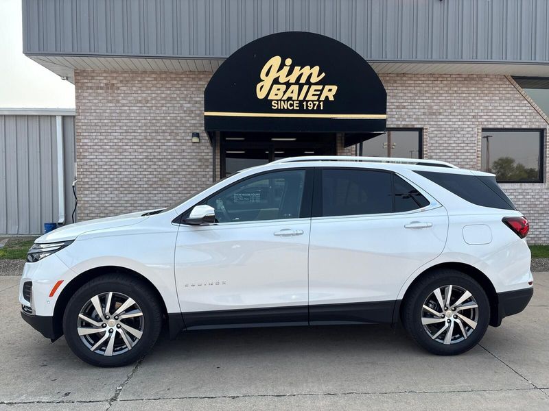 2024 Chevrolet Equinox PremierImage 2