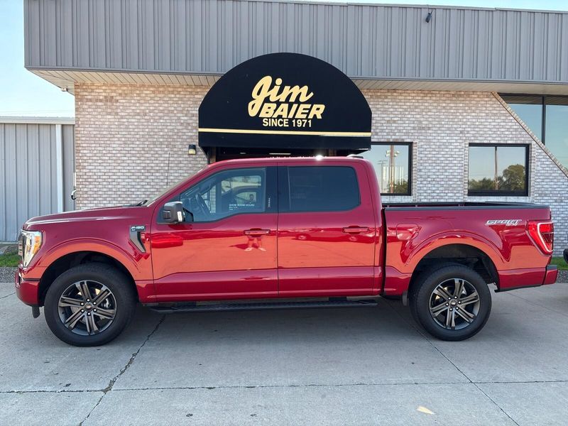 Used 2022 Ford F-150 XLTImage 2