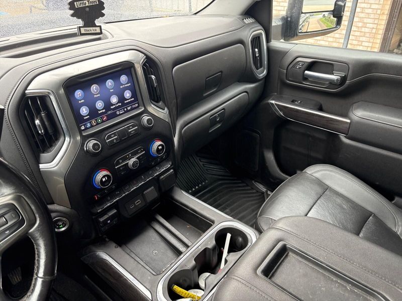 Used 2022 Chevrolet Silverado 2500HD LTZImage 21