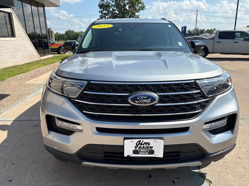 Used 2023 Ford Explorer XLTImage 7
