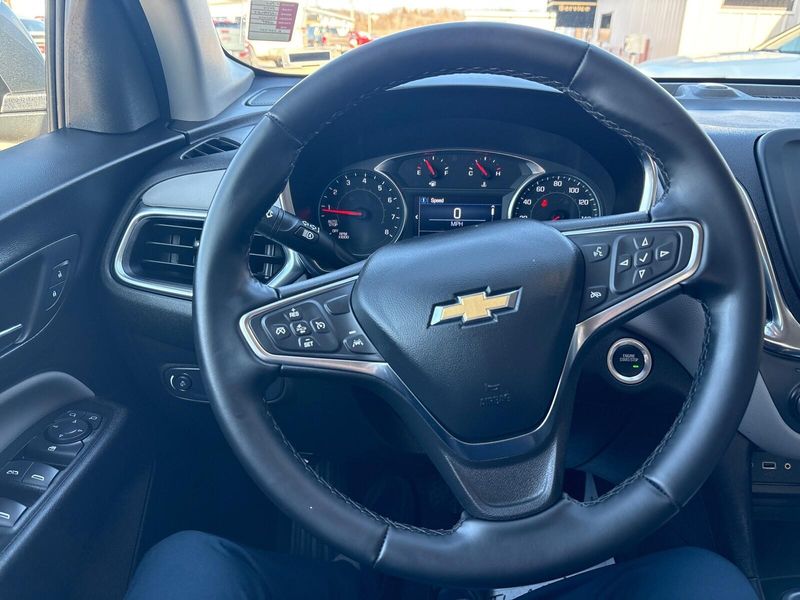 Used 2024 Chevrolet Equinox LTImage 13