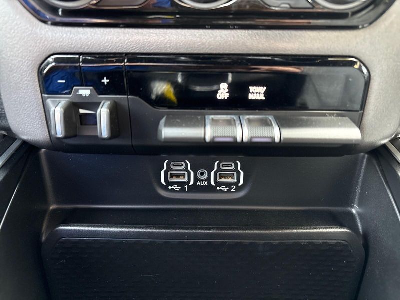 Used 2021 RAM 1500 Big HornImage 20