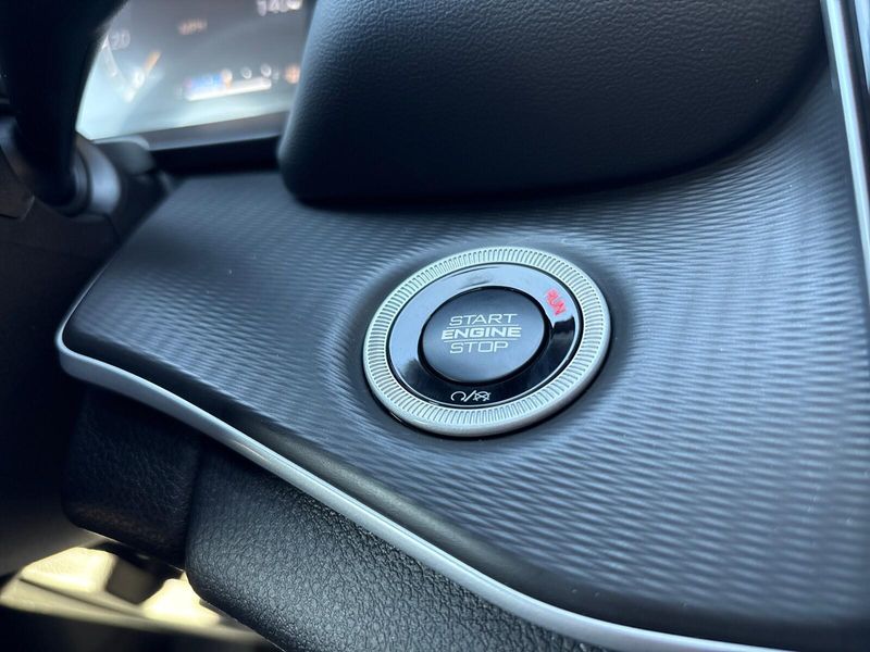 New 2025 Jeep Grand Cherokee Altitude X 4x4Image 20