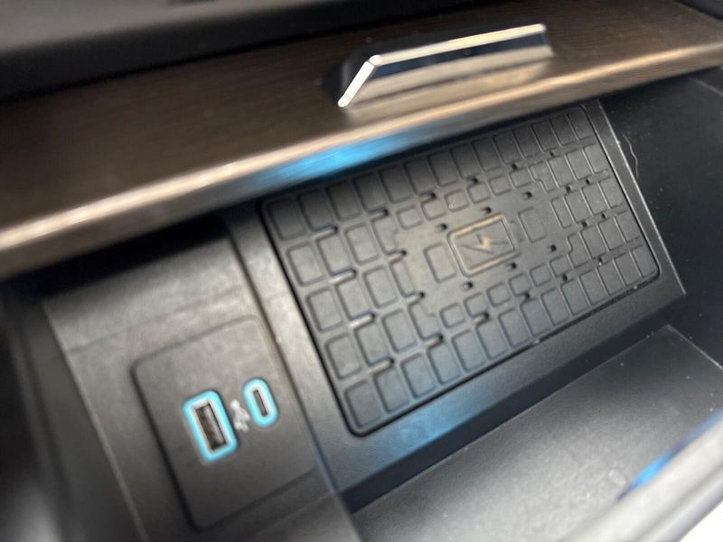 Used 2023 Ford Expedition LimitedImage 24