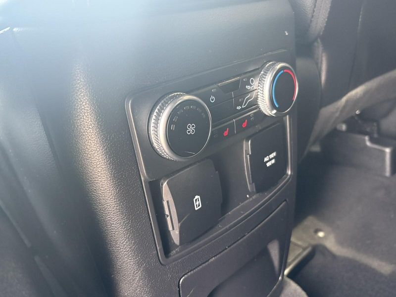 Used 2022 Ford Explorer STImage 6