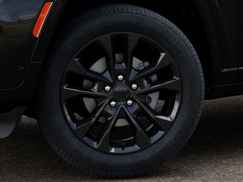 New 2026 Jeep Grand Cherokee L Limited Reserve 4x4Image 28