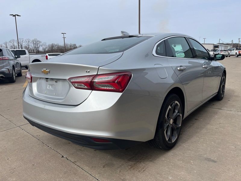 2022 Chevrolet Malibu LTImage 8