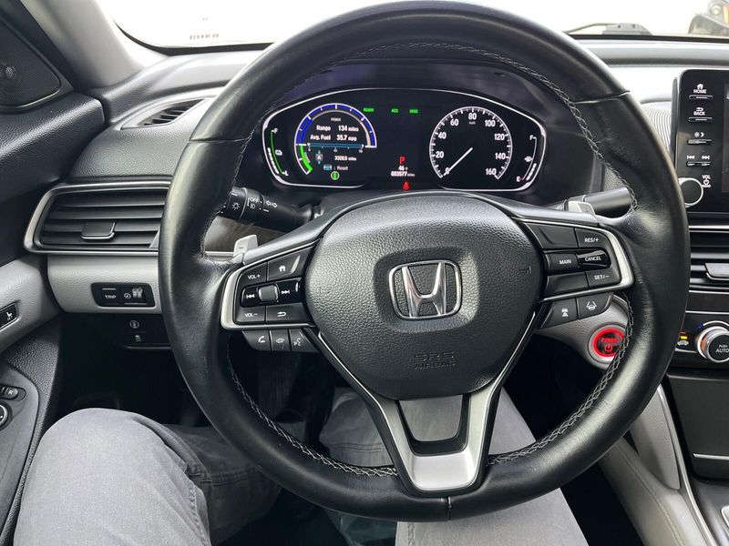 2019 Honda Accord Hybrid EX-LImage 16