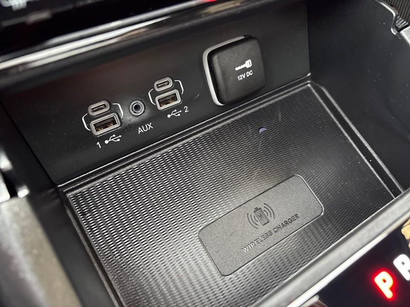 Used 2024 Jeep Grand Cherokee L LimitedImage 22