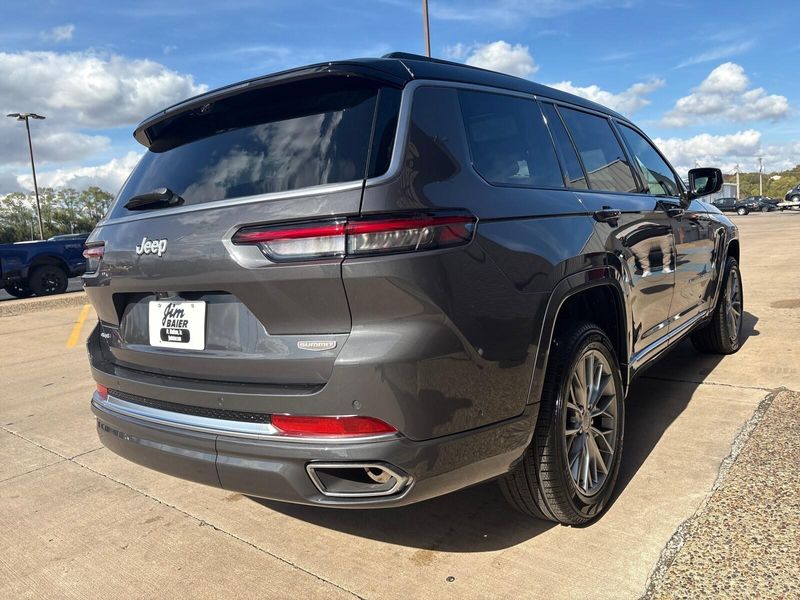 New 2025 Jeep Grand Cherokee L Summit 4x4Image 11