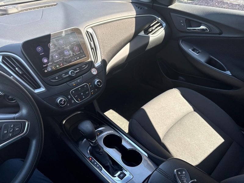 Used 2024 Chevrolet Malibu LTImage 15