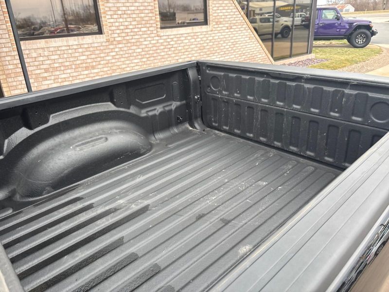 Used 2022 RAM 1500 Big HornImage 13