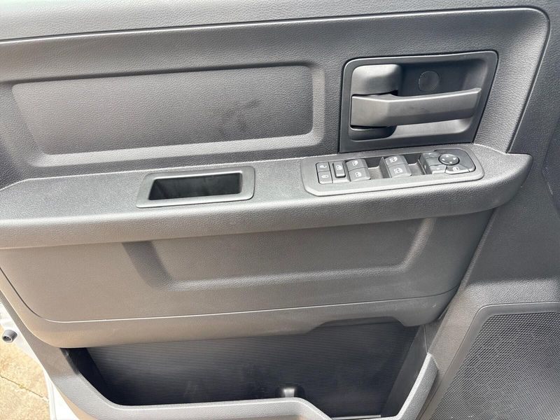 2025 RAM 3500 Tradesman Crew Cab 4x4 8