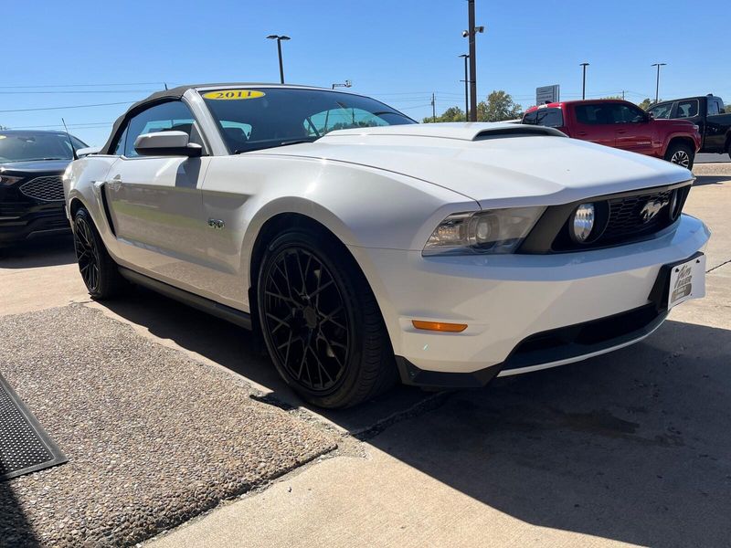 2011 Ford Mustang GTImage 7