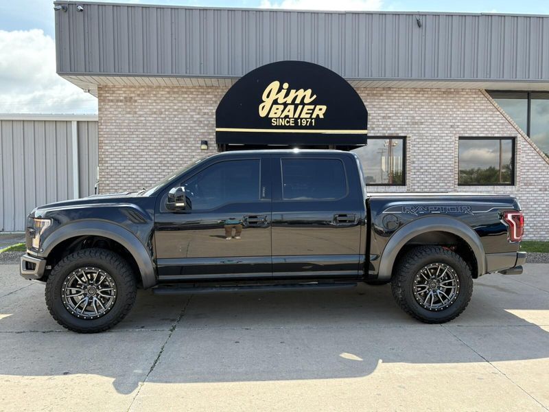 2019 Ford F-150 RaptorImage 3