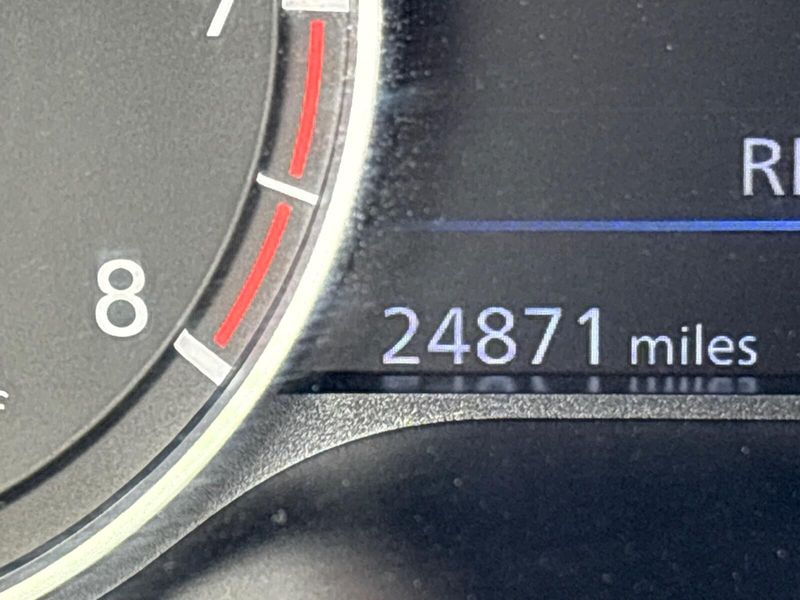 Used 2025 Nissan Altima SVImage 14