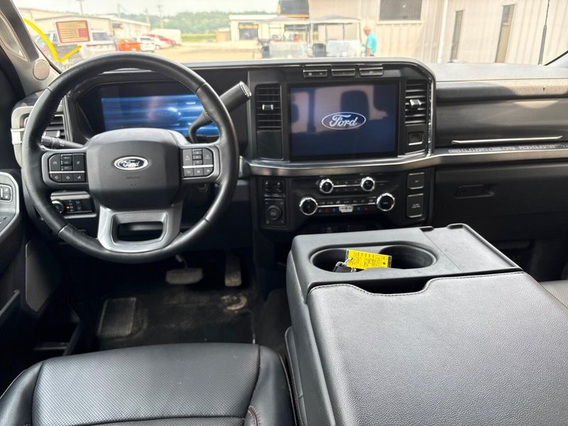 Used 2024 Ford F-250 LariatImage 5
