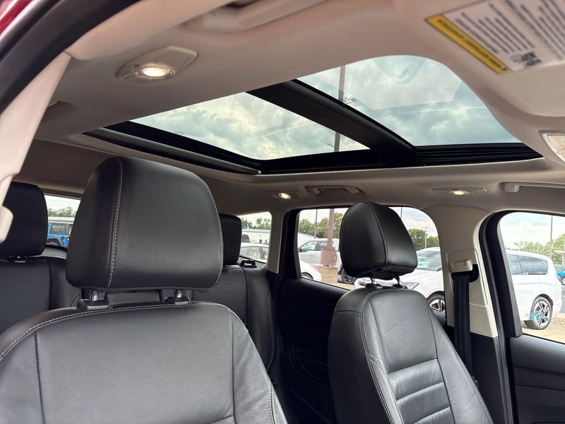 Used 2013 Ford Escape SELImage 8