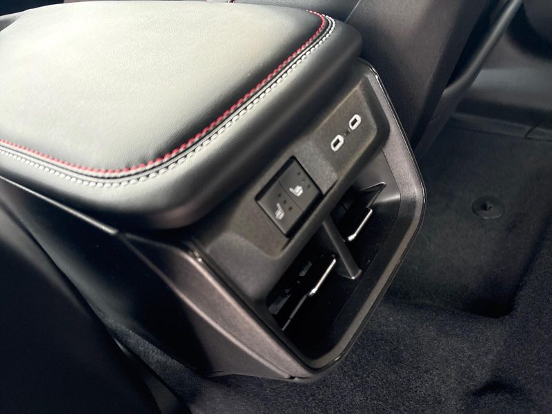 New 2026 Dodge Charger Scat Pack Plus 4-door AwdImage 5