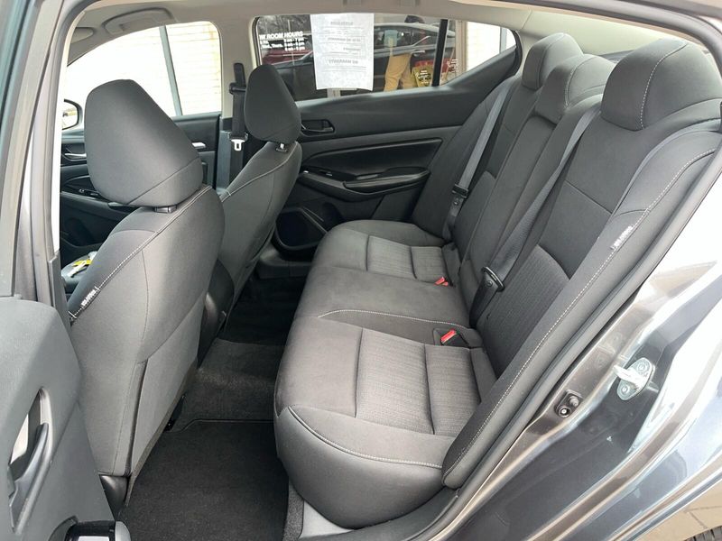 2023 Nissan Altima 2.5 SVImage 4
