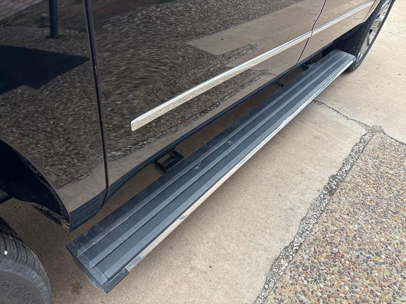 2016 GMC Yukon XL DenaliImage 11